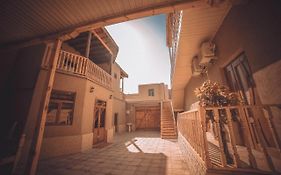 Oqilanur Guest House